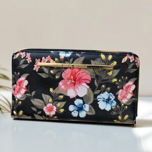 Steve Madden Black Floral Wallet